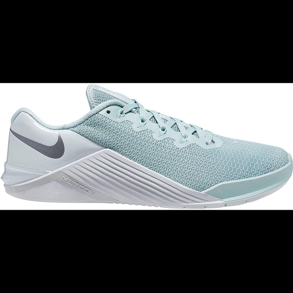 METCON 5 LIGHT BLUE.